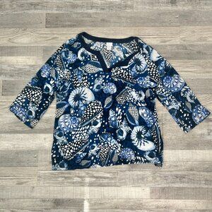 Chico's Travelers Blue Patterned Knit Top 3/4 Sleeve, V-Neck G38